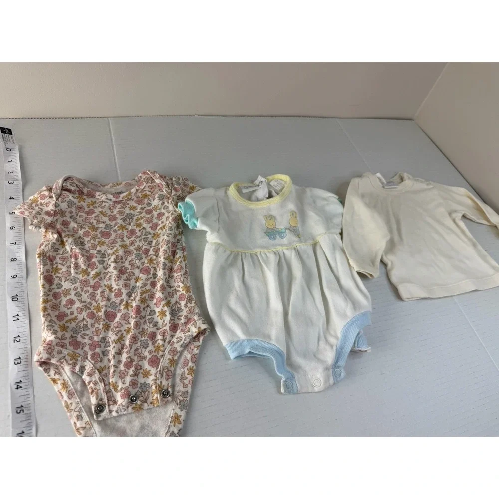 Carter's baby bodysuit & Shirt bundle Size 3 Months Set Of 3 Pieces Cotton